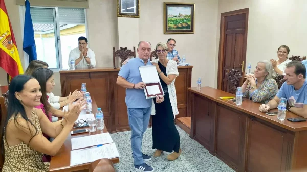 Homenaje al policia Manuel Pando