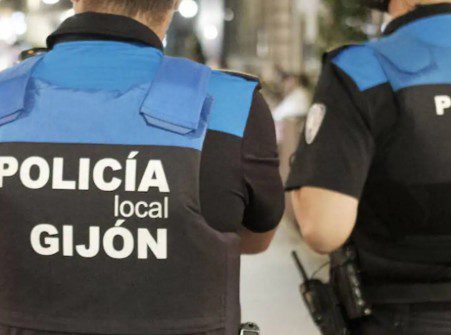 Absueltos dos policías locales de Gijón que estaban acusados de detención ilegal 12 PL Gijon