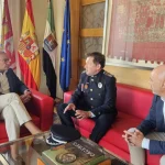 Reunion del alcalde con el nuevo jefe de la Policia Local