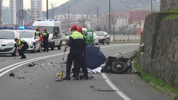Investigacion de accidente de trafico en Barakaldo