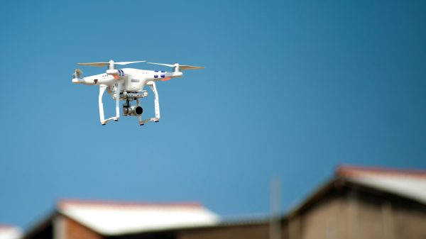 ¿Cómo debe intervenir la Policía Local ante un dron intrusivo? 10 pexels freestockpro 319968