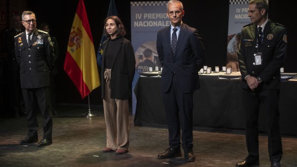 Ceremonia de entrega de premios por las autoridades