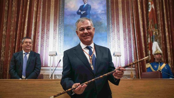 Sevilla: ni bajas estratégicas ni emergencias ficticias 2 Jose Luis Sanz alcalde de Sevilla