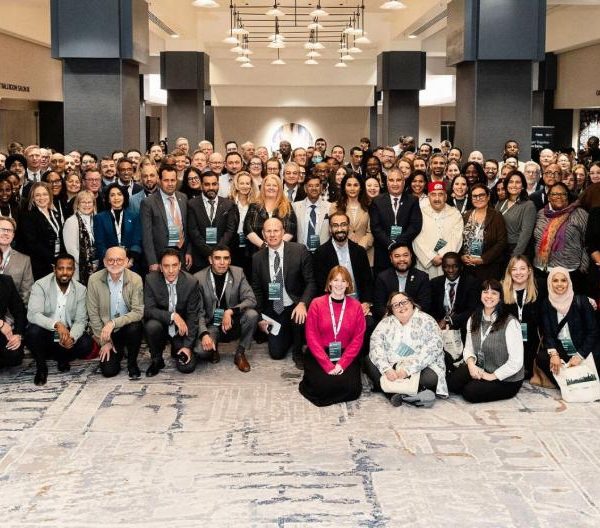 Foto de familia de los participantes