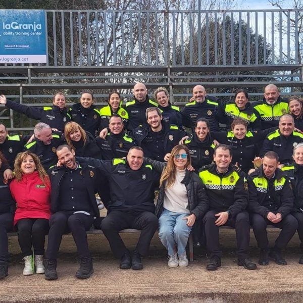 Fotografia de familia del Curso Basico de Agente Tutor