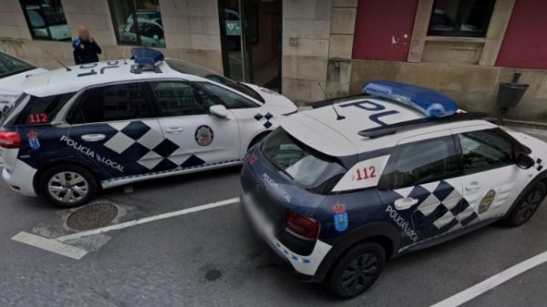 Una policía local resulta lesionada durante una intervención por violencia de género en Vilagarcía 14 PL Vilagarcia