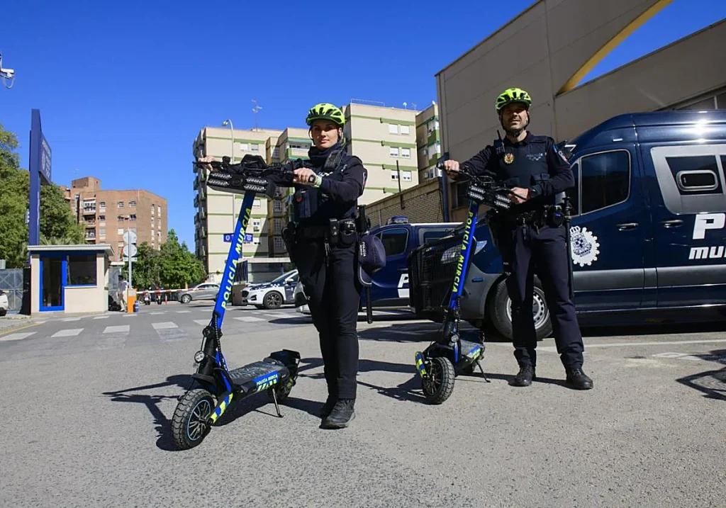 La Policía Local de Murcia crea una unidad específica de VMP que patrullará en patinete eléctrico 1 Policia Local de Murcia