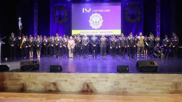 Benidorm celebra el 182 aniversario de su Policía Local con un homenaje a 86 agentes por su labor en la DANA de Valencia 11 Policia Local de Benidorm